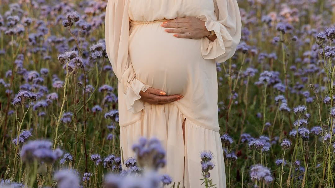 Elegant baby shower maternity dress in the US