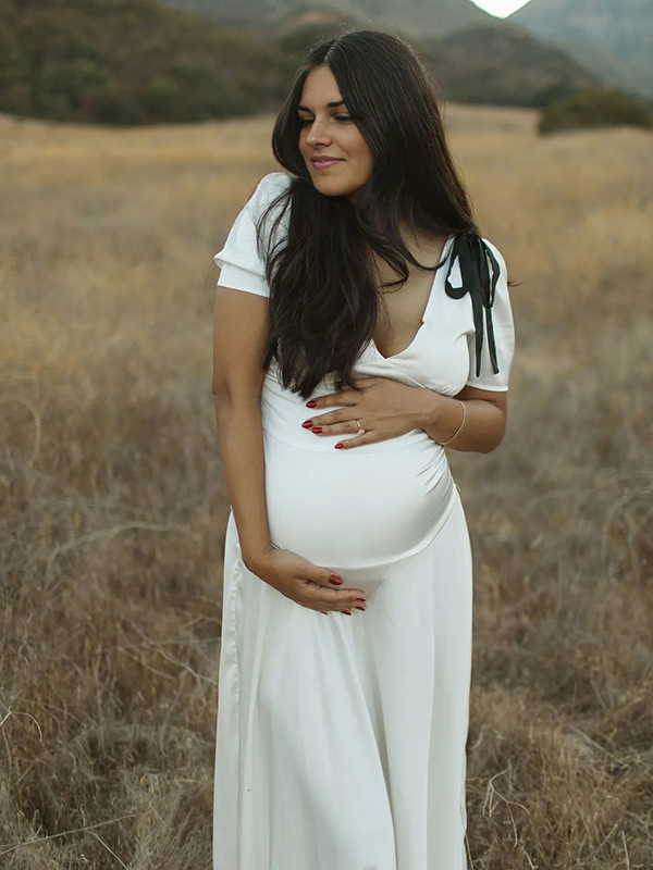 Chic- Bowknot Puff Sleeve V-Neck Photoshoot Maternity Maxi Dress