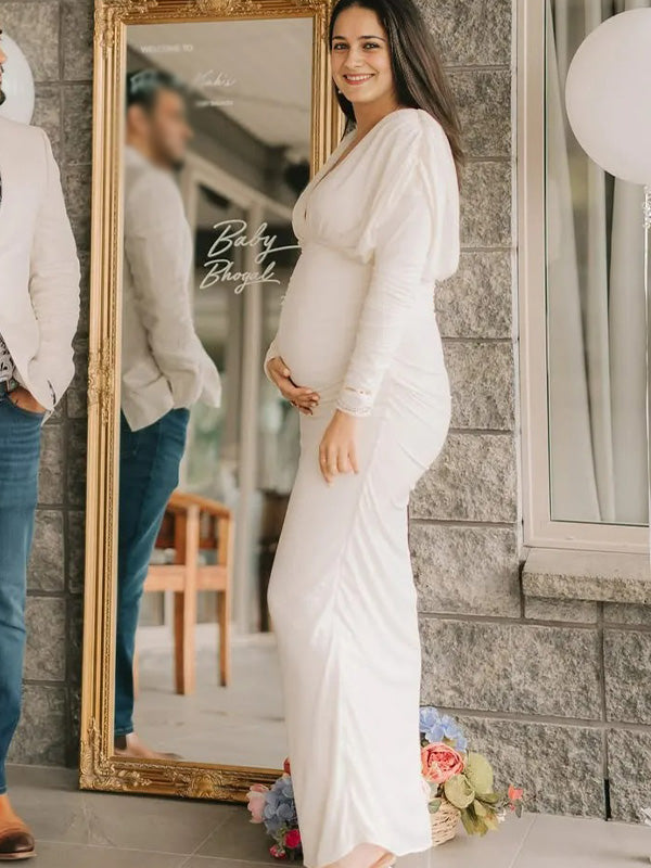 Chic-Apricot Slim fit V-Neck Maternity Maxi Dress