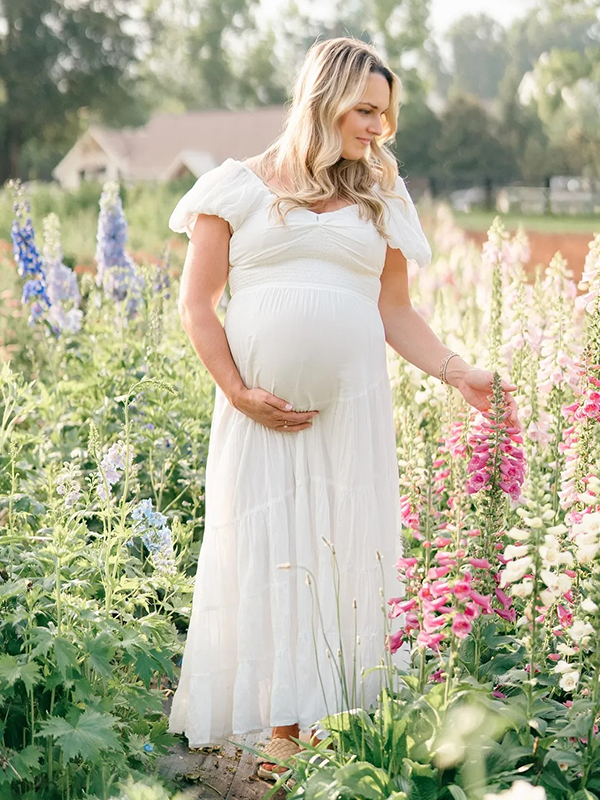 Chic-White Puff Sleeve Ruched Photoshoot Maternity Maxi Dress