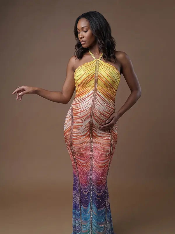 Rainbow Rhinestone Maternity Maxi Dress – Halter Neck Bodycon Gown with Gradient Beaded Design Elegant Photoshoot Dress