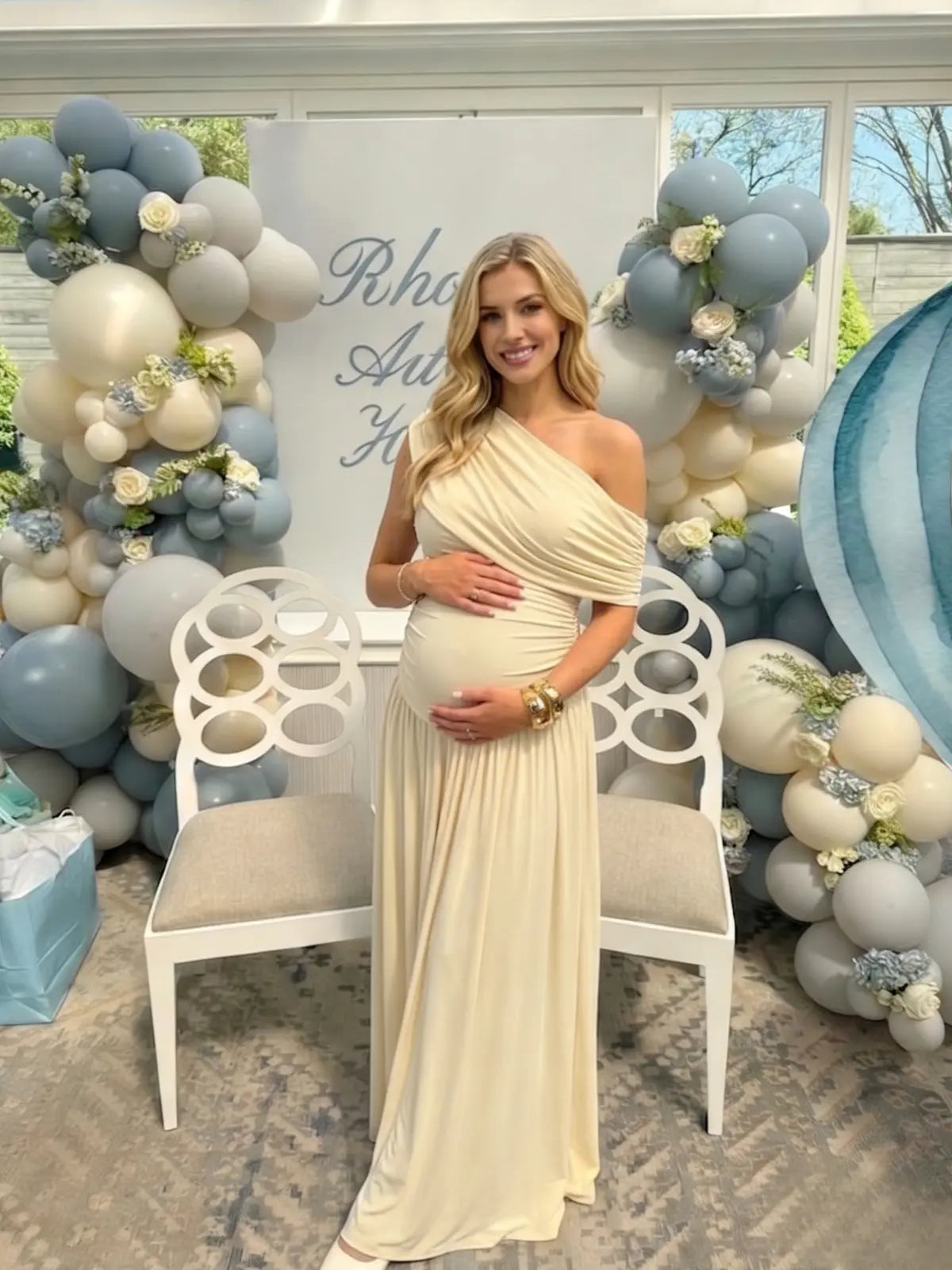 Apricot maternity dress for baby shower, ruched pregnancy dress for photoshoot, champagne maternity gown